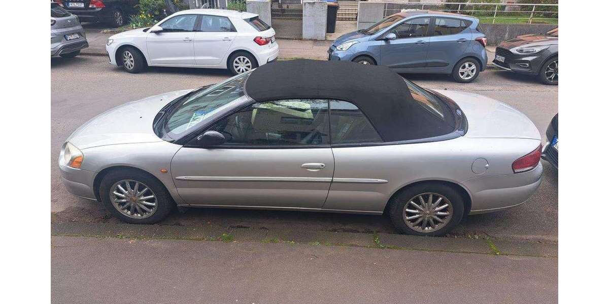 Chrysler Sebring 141.374 km 890 &euro; Düsseldorf, Stadt 40489