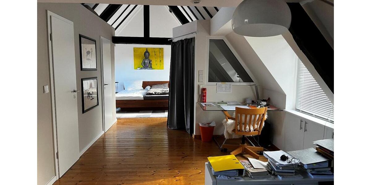 Dachgeschoßwohnung Düsseldorf Stadtbezirk 7 - 5 Zimmer, 139 m&sup2;, 680.000&euro; | Angebot:26423522