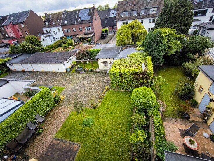 Etagenwohnung Oberhausen Schwarze Heide - 3 Zimmer, 110 m&sup2;, 880&euro; | Angebot:26878998