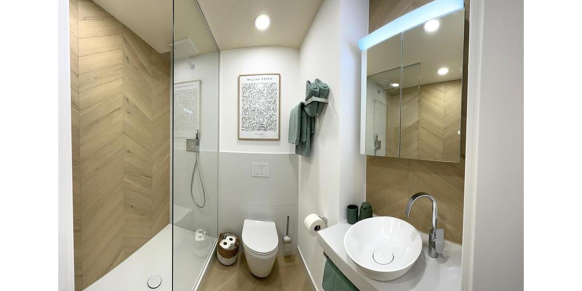 Etagenwohnung Düsseldorf Oberbilk - 2 Zimmer, 40 m&sup2;, 990&euro; | Angebot:25349472