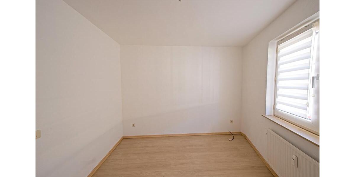 Etagenwohnung Gelsenkirchen Gelsenkirchen-Mitte - 3 Zimmer, 72 m&sup2;, 365&euro; | Angebot:27597458
