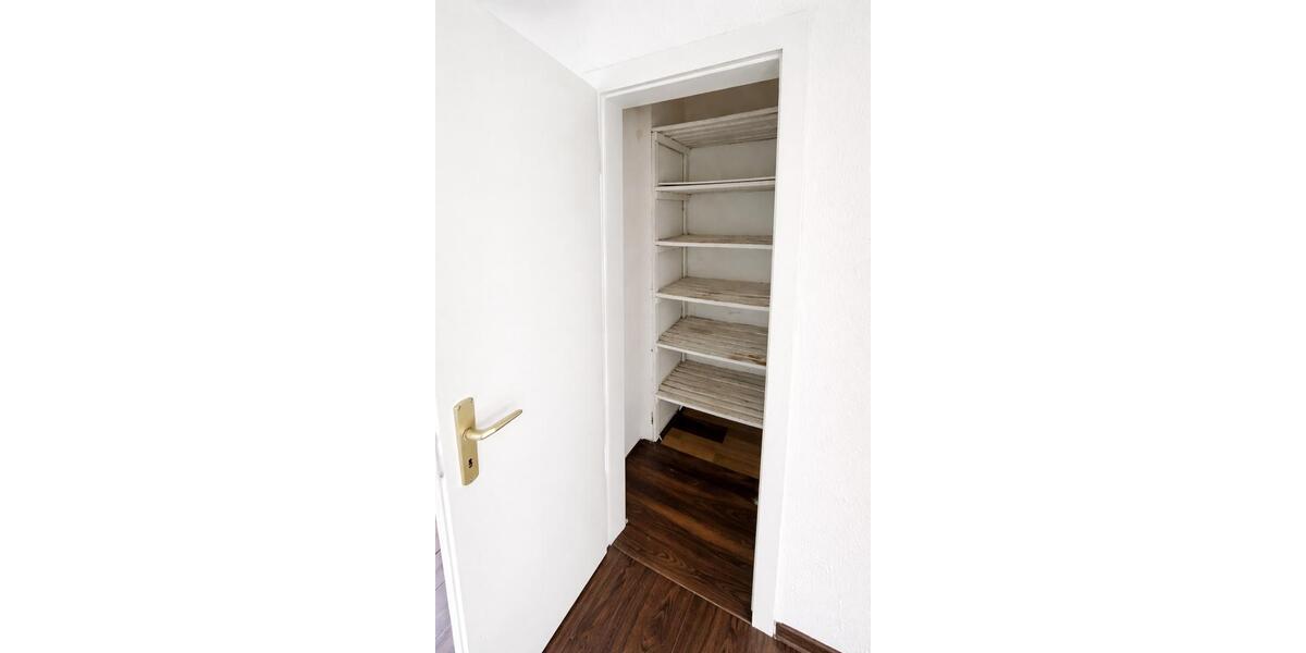 Etagenwohnung Gelsenkirchen Gelsenkirchen-Mitte - 2 Zimmer, 65 m&sup2;, 510&euro; | Angebot:26378971