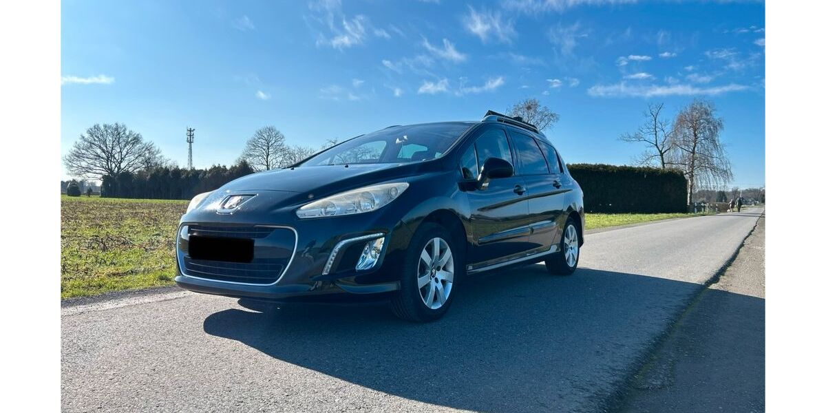 Peugeot 308 91.800 km 4.499 &euro; Wesel 46487