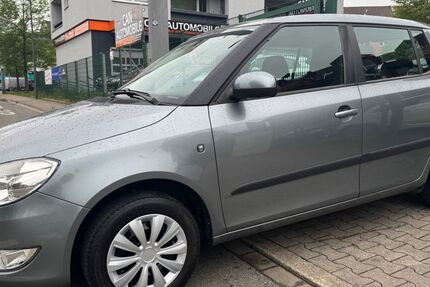 Skoda Fabia 112.223 km 5.600 &euro; Gelsenkirchen 45899