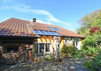 La vie est belle :) Charmantes Bruchsteinhaus mit 365 Tagen Urlaubsgefühl in Isenbügel