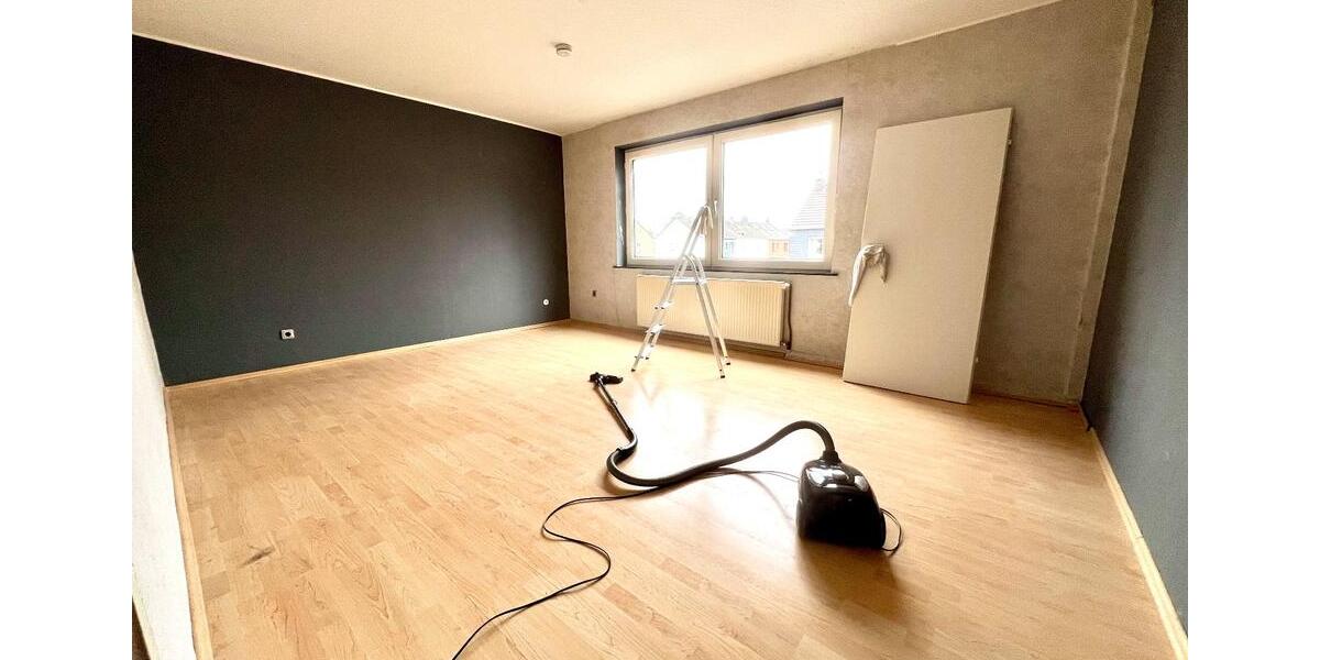 ruhig Wohnen: schöne, helle 3,5-Zimmer Wohnung, 1. OG, 585 KM 3 zimmer