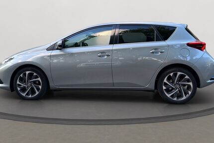 Toyota Auris 29.999 km 12.999 &euro; Essen 45147