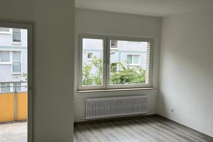 Familienwohnung mit Balkon in Meiderich.. zimmer