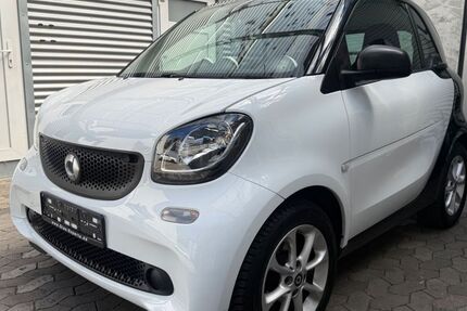 Smart ForTwo 89.000 km 9.400 &euro; Düsseldorf 40231