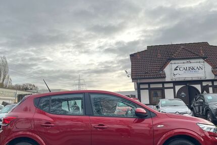 Dacia Sandero 52.411 km 10.690 &euro; Dinslaken 46539