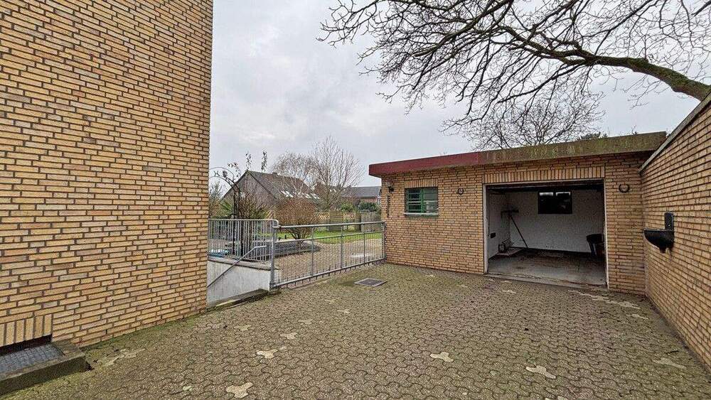 Mehrfamilienhaus, Wohnhaus Voerde Spellen - 6 Zimmer, 165 m&sup2;, 395.000&euro; | Angebot:25278709