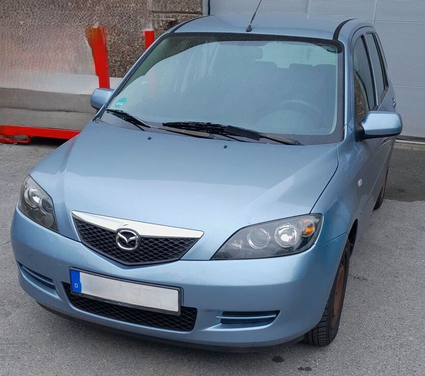 Mazda 2 158.000 km 1.650 € Essen 45359