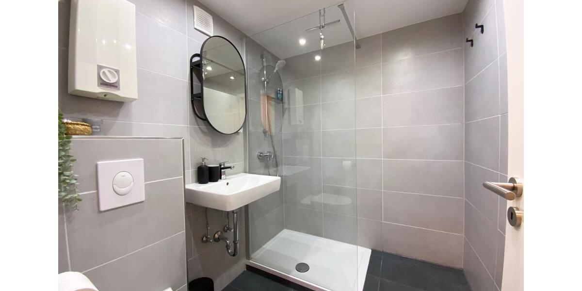 Moderne, vollmöblierte 30 m² Wohnung in Ratingen 1 zimmer