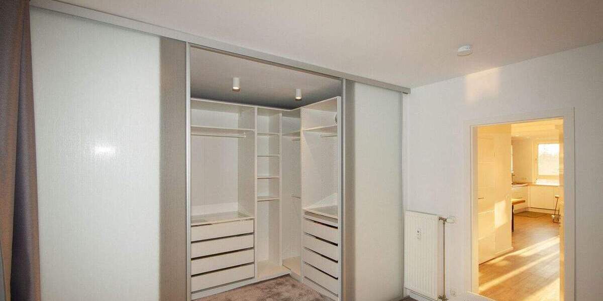 Möblierte 2-Zimmer-Wohnung mit Balkon und Wintergarten in Düsseldorf-Gerresheim 2 zimmer