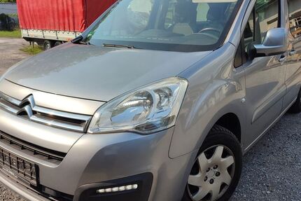 Citroen Berlingo 98.000 km 9.900 € Essen 45136