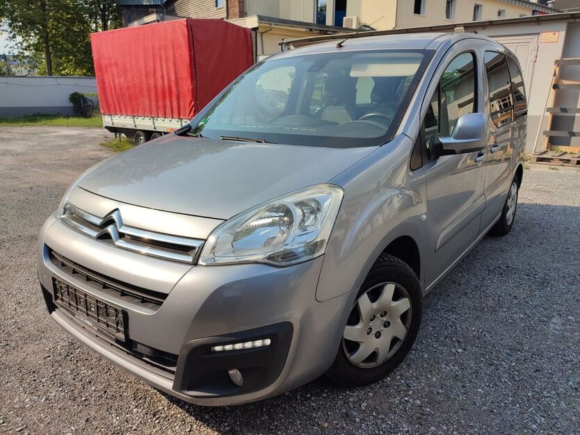 Citroen Berlingo 98.000 km 9.900 € Essen 45136
