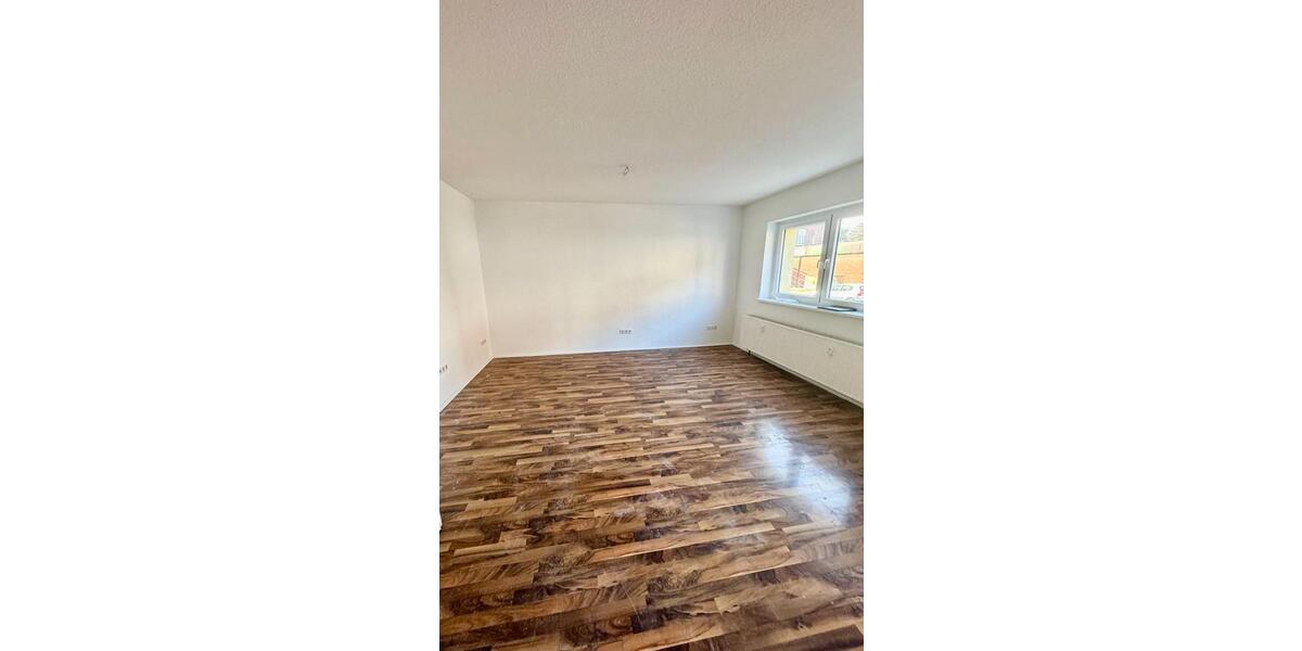 Erdgeschoßwohnung Gelsenkirchen Gelsenkirchen-Mitte - 4 Zimmer, 98 m&sup2;, 750&euro; | Angebot:25433180