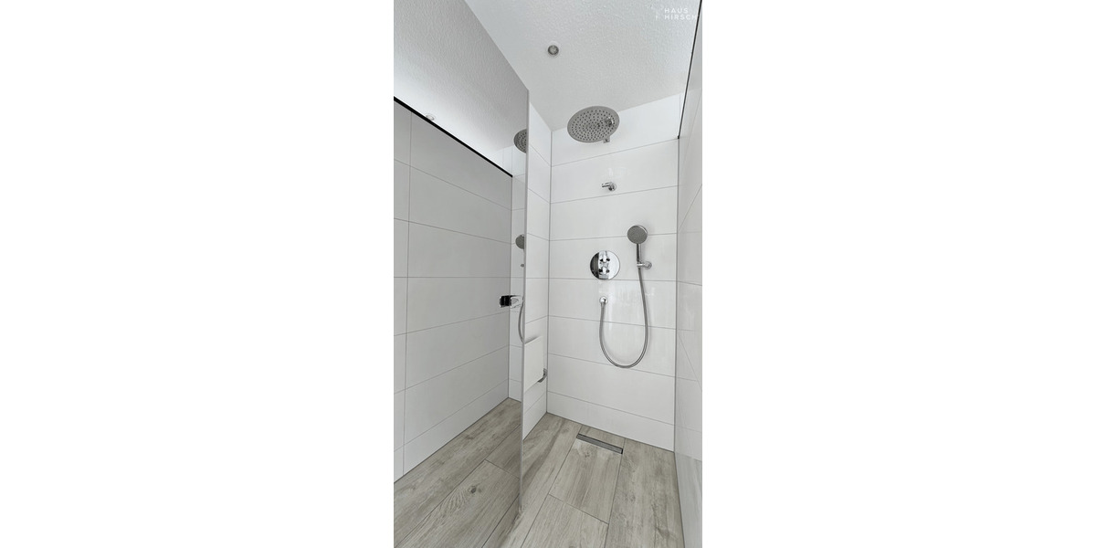 Exklusive 117 qm Luxuswohnung in Ratingen Mitte - Licht & Lebensqualität, Stellplatz, Balkon Küche. 2 zimmer