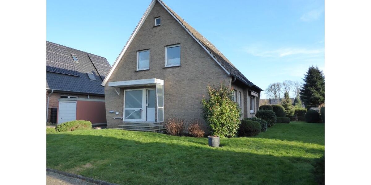 Provisionsfrei* Geräumiges, solides 2-FH mit Keller in Top Lage !!! - Zweifamilienhaus Wesel | Angebot:25566115