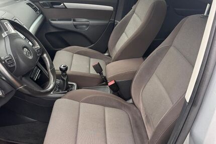 VW Sharan 146.300 km 10.600 &euro; Oberhausen 46049