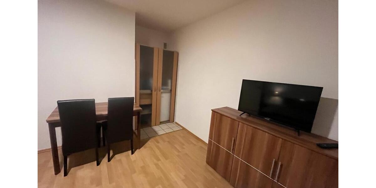Etagenwohnung Düsseldorf Oberbilk - 1 Zimmer, 25 m&sup2;, 685&euro; | Angebot:26355305