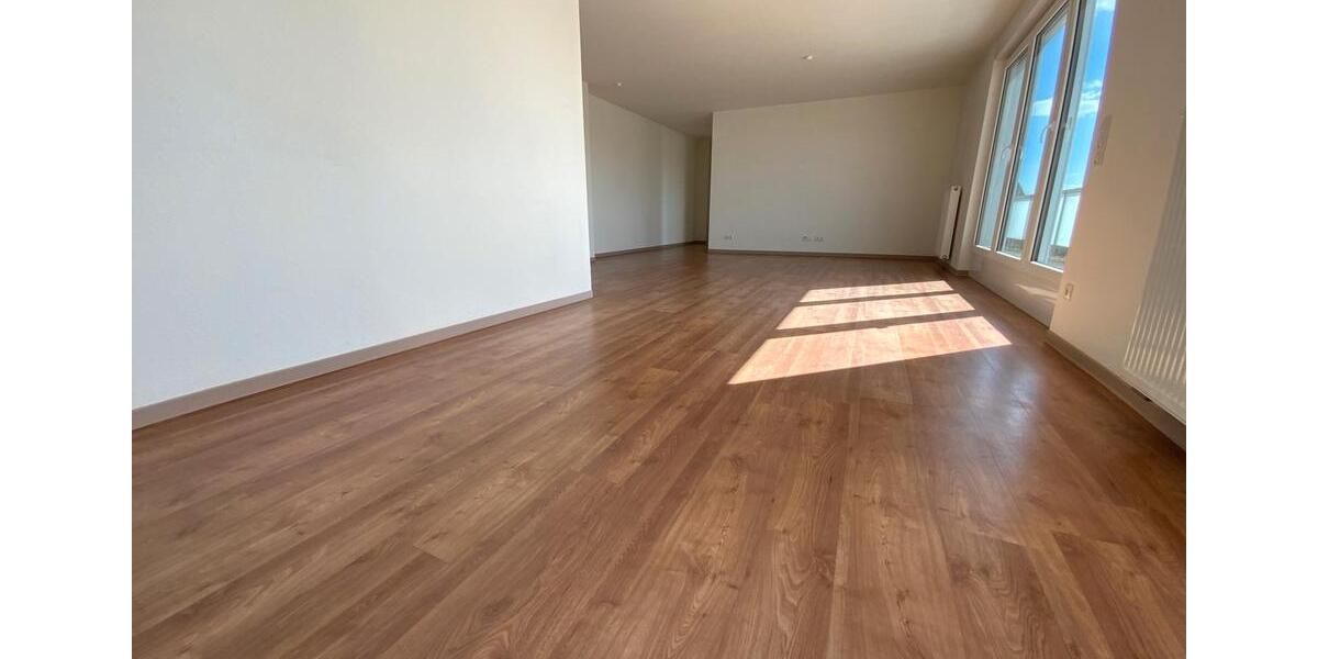 Dachgeschoßwohnung Meerbusch - 3 Zimmer, 99 m&sup2;, 1.415&euro; | Angebot:26235355