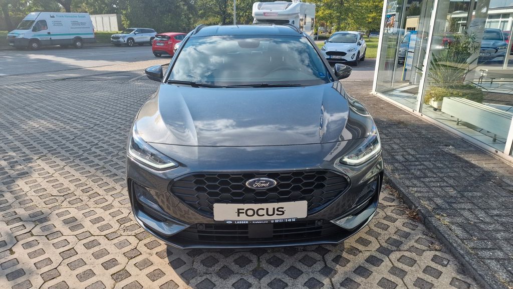 Ford Focus 12.100 km 27.899 &euro; Krefeld 47809