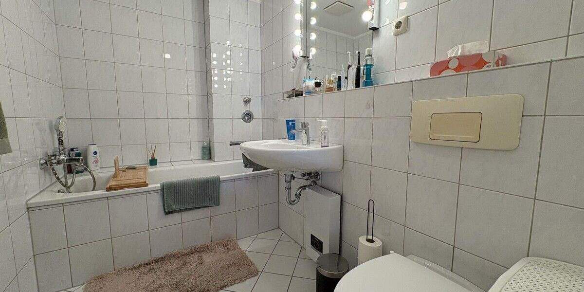 Etagenwohnung Meerbusch / Büderich Büderich - 2 Zimmer, 70 m&sup2;, 770&euro; | Angebot:25374680