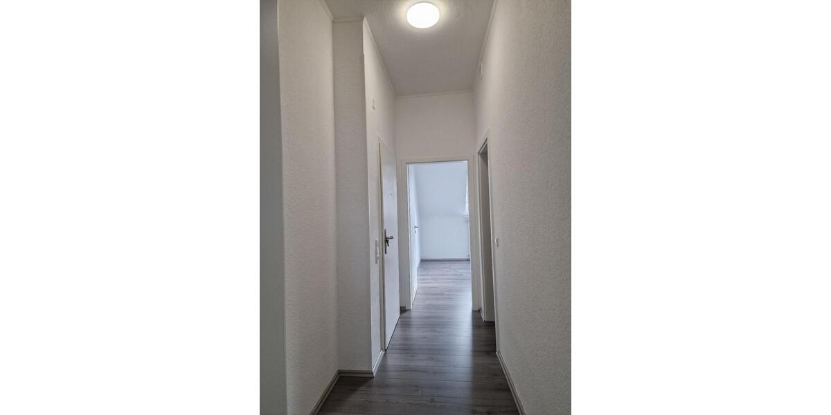 Dachgeschoßwohnung Essen Stadtbezirk IV - 2 Zimmer, 41 m&sup2;, 490&euro; | Angebot:26144301