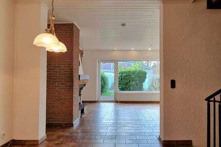 Haus zum Kaufen in Essen 359.000 € 109 m² 5 zimmer