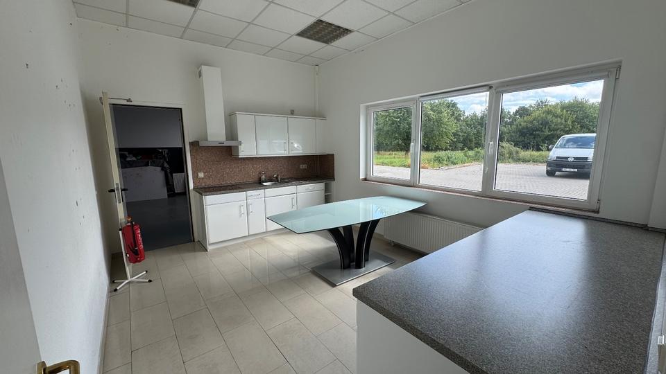 Gewerbehalle in Kamp-Lintfot zur vermieten zimmer