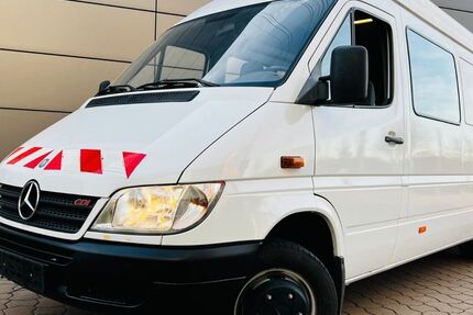 Mercedes-Benz Sprinter 139.500 km 11.900 &euro; Bottrop 46242
