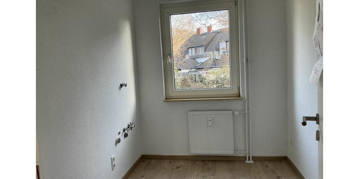 Erdgeschoßwohnung Gelsenkirchen Gelsenkirchen-West - 2.5 Zimmer, 46 m&sup2;, 319&euro; | Angebot:25614417