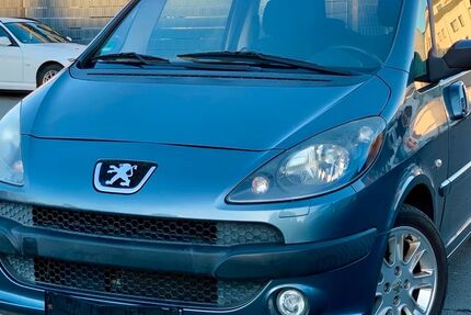Peugeot 1007 49.623 km 2.300 &euro; Gelsenkirchen 45884
