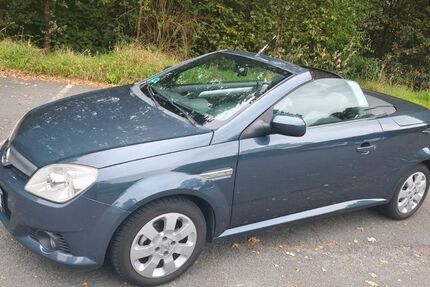 Opel Tigra 186.000 km 2.700 &euro; Bottrop 46244