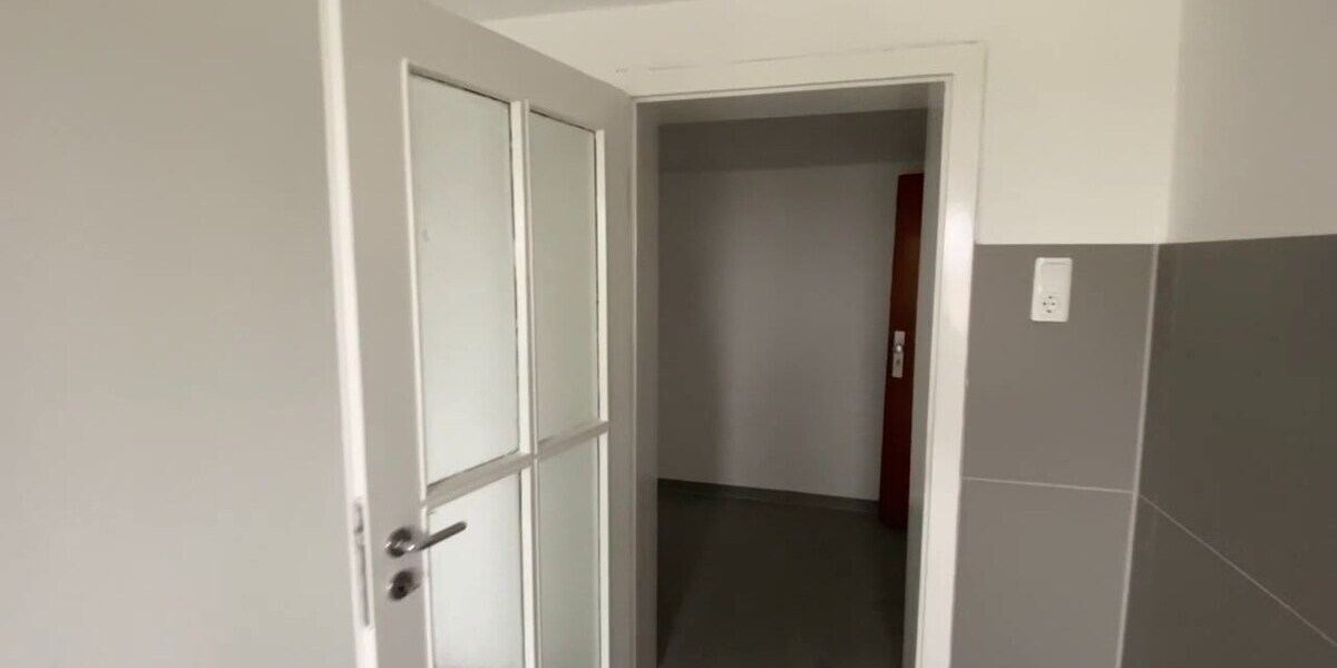 Dachgeschoßwohnung Bochum Wiemelhausen - 2.5 Zimmer, 40 m&sup2;, 445&euro; | Angebot:25380357