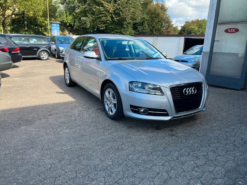 Audi A3 182.000 km 7.980 € Essen 45141