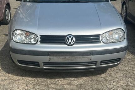 VW Golf 252.956 km 950 &euro; Krefeld 47798