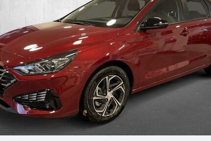 Hyundai i30 30.140 km 15.490 &euro; Recklinghausen 45657