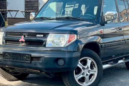 Mitsubishi Pajero 205.571 km 3.200 &euro; Gelsenkirchen 45884