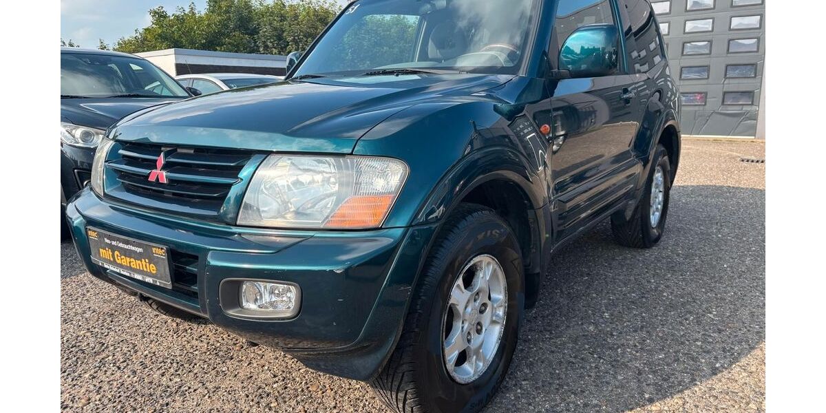 Mitsubishi Pajero 222.000 km 7.499 &euro; Kamp-Lintfort 47475