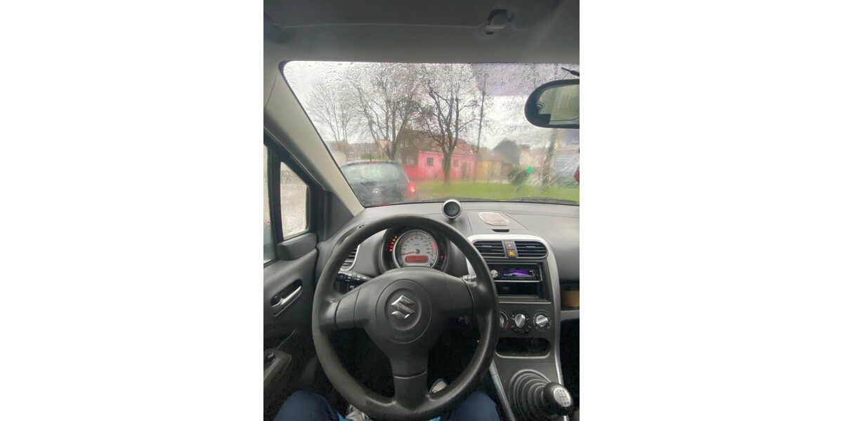 Suzuki Splash 113.345 km 2.600 € Duisburg 47051