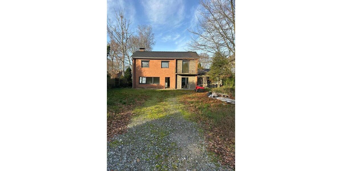 Einfamilienhaus mit großem Grundstück - 202425 kernsaniert 6 zimmer