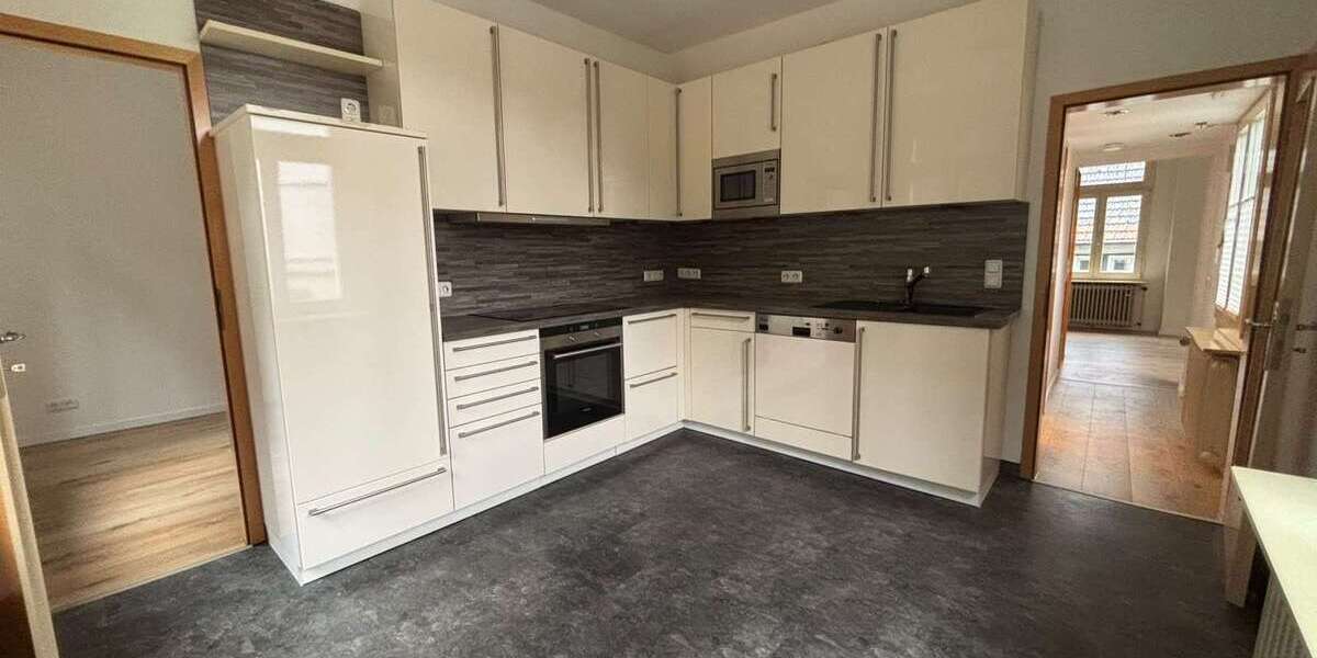 Etagenwohnung Velbert Langenberg - 4 Zimmer, 94 m&sup2;, 990&euro; | Angebot:27015905