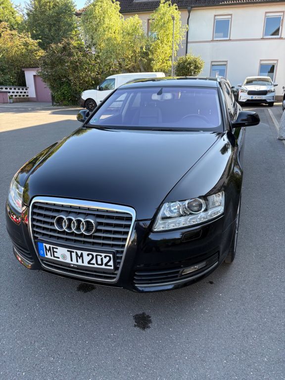 Audi A6 205.715 km 8.000 € Velbert 42553