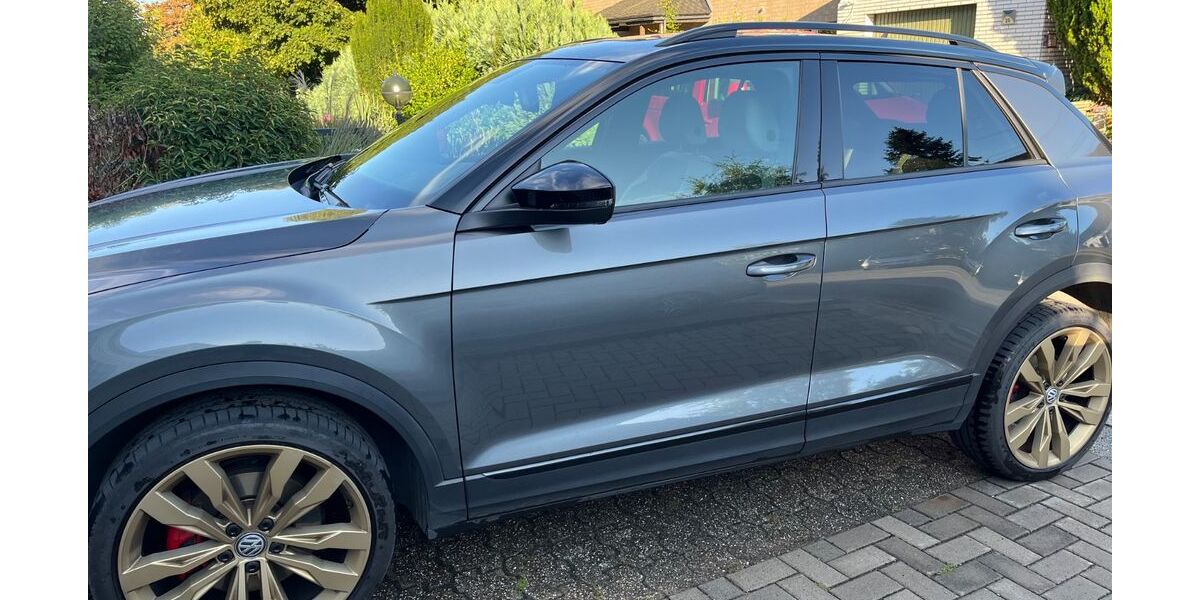 VW T-Roc 83.000 km 18.700 &euro; Essen 45289