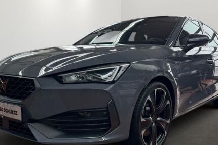 Seat Leon 51.619 km 25.440 &euro; Velbert 42553