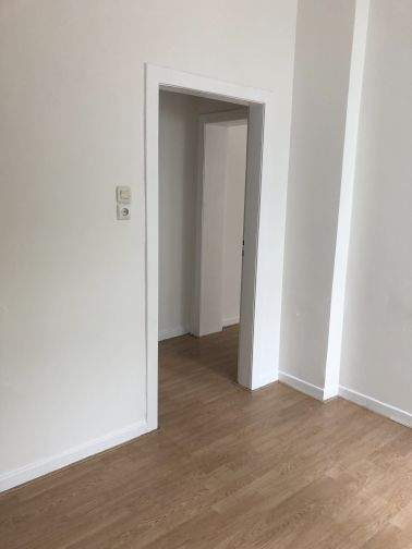 Etagenwohnung Duisburg Marxloh - 2 Zimmer, 50 m&sup2;, 375&euro; | Angebot:25371572