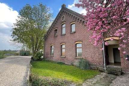 Büro in Krefeld 640 € 122 m²
