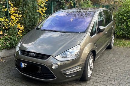 Ford S-Max 197.000 km 7.200 &euro; Bochum 44795